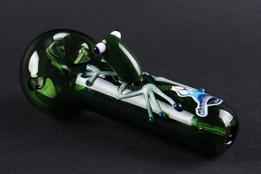 BWG-CG328FG-2_1024x_a7d485c8-4912-4aaf-93f3-638ef8065fbb.jpg Chameleon Glass Froggy Frog Hand Pipe - Green - Image 1