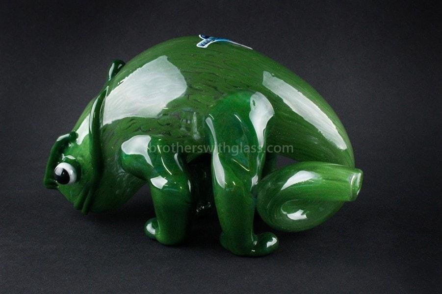 BWG-CG64-2_1024x_d25505e5-4ee9-4bf9-b7c1-bf702cda4457.jpg Chameleon Glass Hand Sculpted Panther Chameleon Hand Pipe - Image 1