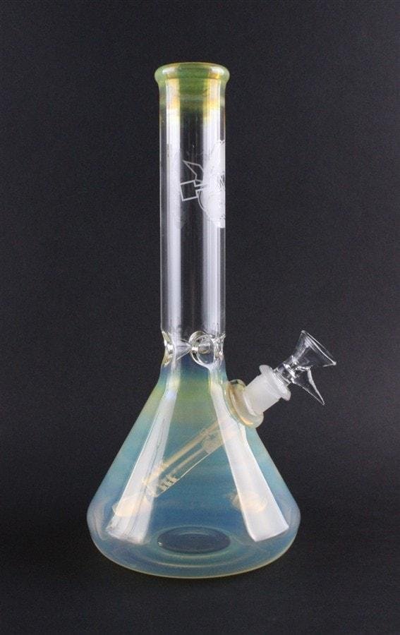 BWG-HMBK2-2_1024x_ee7e0112-4507-4168-a77f-6425fa6c1885.jpg HVY Glass 11 In Beaker Bong - Fumed - Image 1