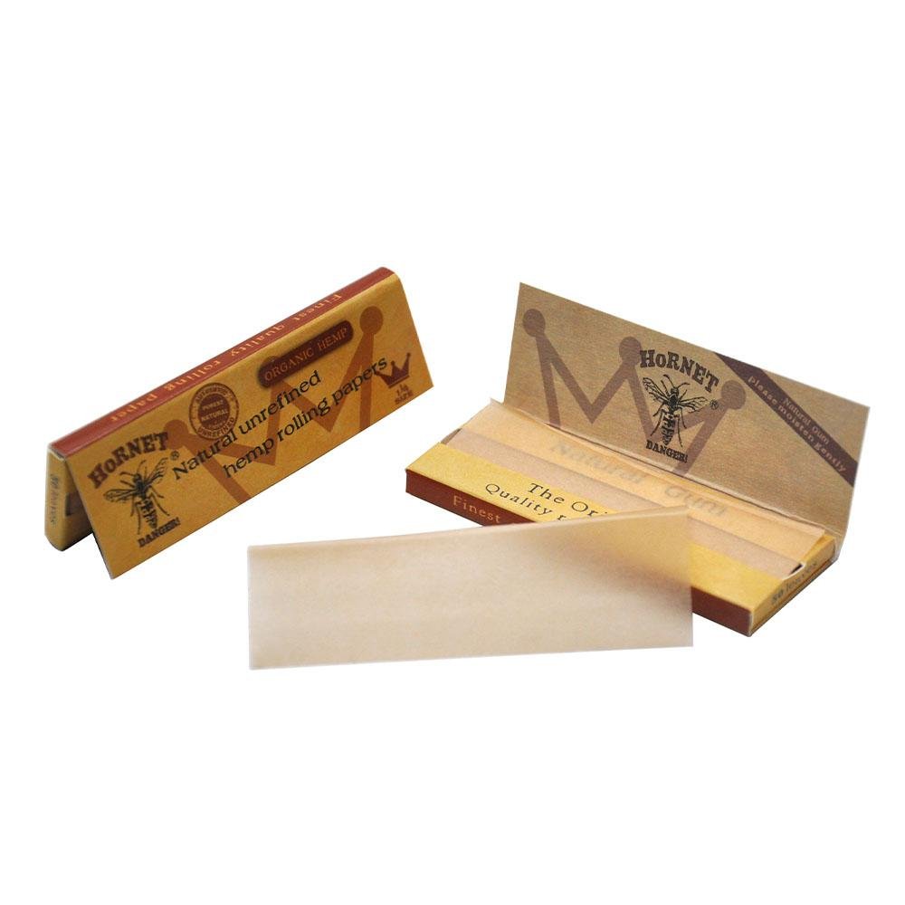 HornetBrownSlimOrganicHempRollingPaper5Booklets_6_1024x1024_7649583f-434c-4516-97be-fc8b41da2ed0.jpg Hornet Brown Slim Organic Hemp Rolling Paper 5 Booklets - Image 1