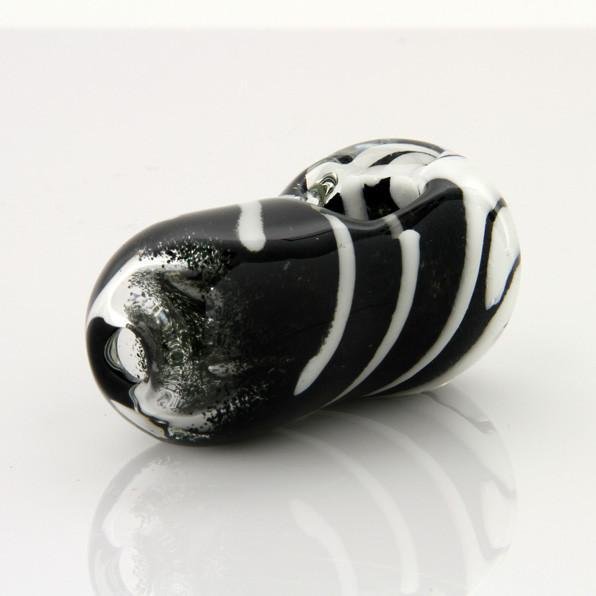 IMG_01601_1024x_ce3415b1-233c-40b6-9010-6d02156d9331.jpg Glassheads - Black and white frit egg with daisy flower head - Image 1