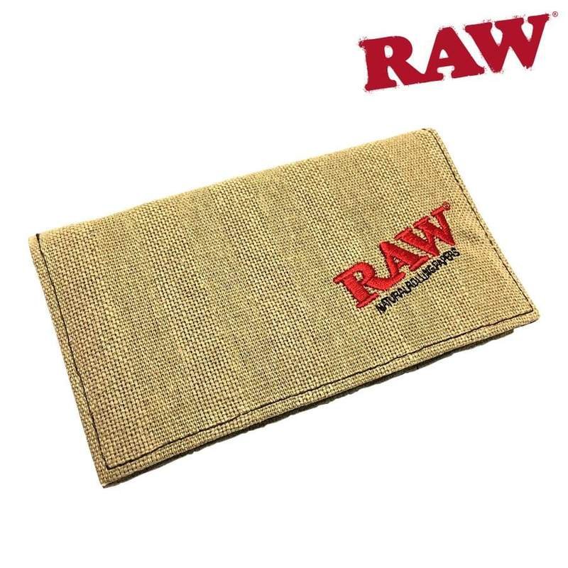 RAWLETT-1_800x_ccf5fa9c-bbf5-41e4-85bb-724a895b51de.jpg RAW Canvas Wallet - Image 1