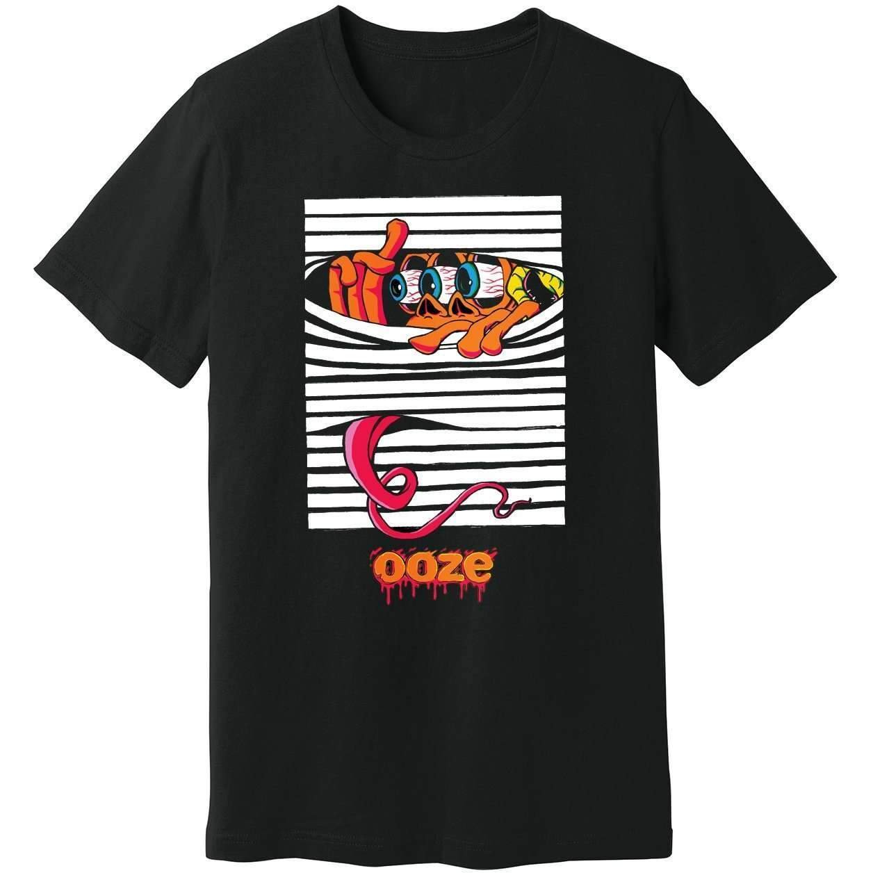 T-shirt_Men_Black_Surfer_Peeking_1256x_49fd6fd8-63d4-4c6d-99c8-f6daa9148cea.jpg Ooze Blinds Men's T-Shirt - Image 1