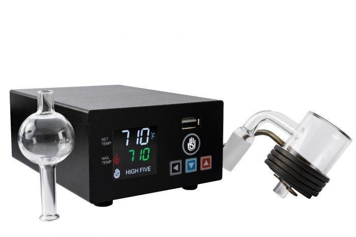 black_lcd_-_banger___bubble_cap_1024x_47f88844-0323-4c9c-800b-11a25871ab6c.jpg High Five - LCD E-Nail QUARTZ EBANGER KIT - Image 1