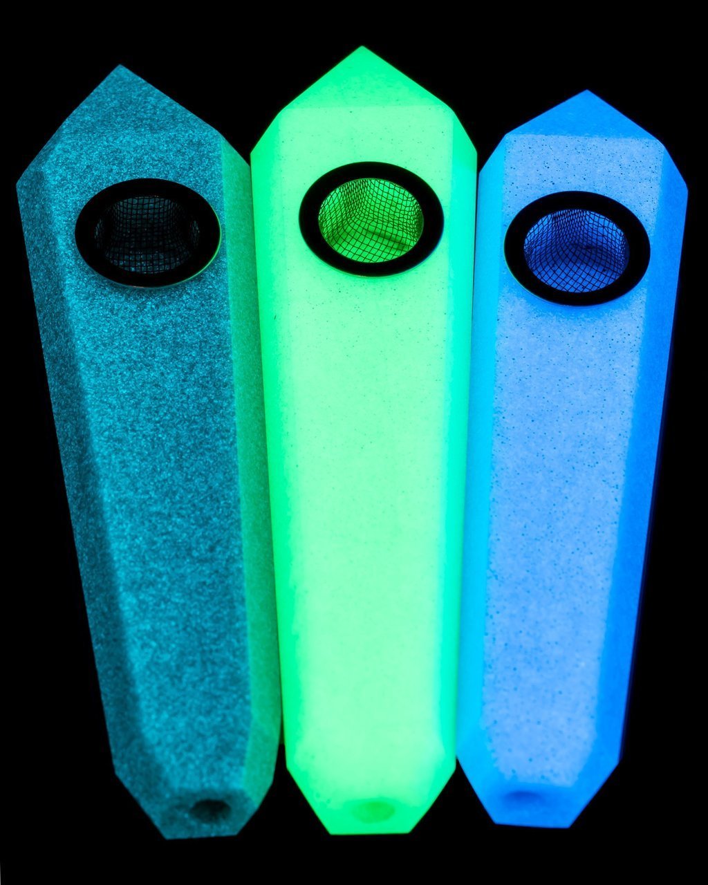 dankstop-luminous-glow-in-the-dark-stone-pipe-all-2_1024x_3462908a-168b-4295-bc9b-bb49db11133a.jpg DankGeek - Luminous Glow In the Dark Stone Pipe - Image 1