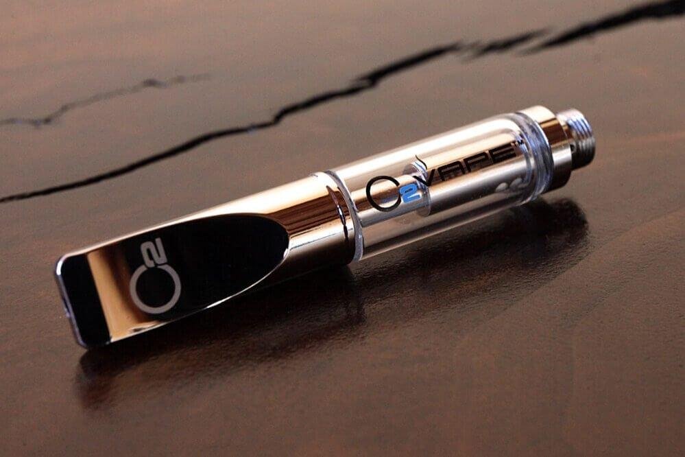 glass-logo-cartridge-o2vape-999x666-1.jpg Glass Vape Cartridges (1 mL) - Image 1