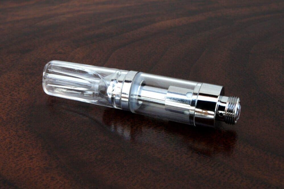 plastic-ceramic-cartridge-999x666-1.jpg Clear 510 Wickless Ceramic Cartridges - Image 1