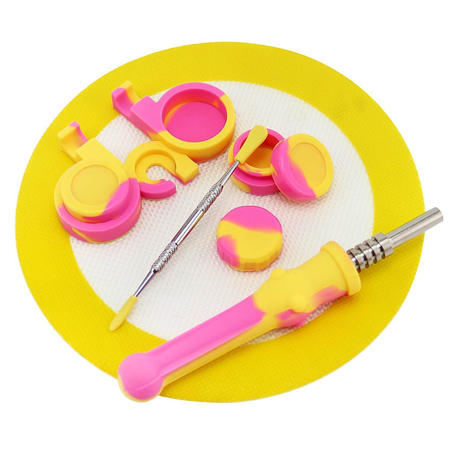silicone_nectar_straw_4480x_d4193bcb-43e2-4fd0-a0f6-b8ee246ed139.jpg Honey Straw Kit With Dab Mat - Image 1