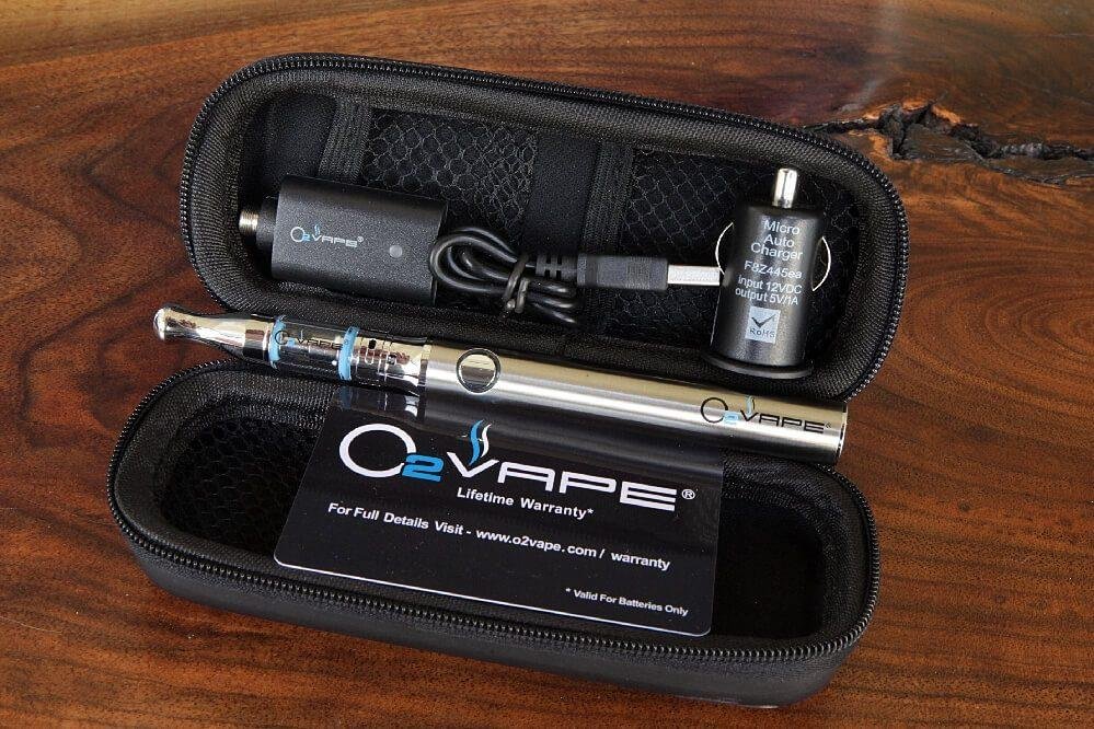 vape-pen-kit-premium-variable-voltage-ceramic-999x666-1.jpg Vari-Vape 900 | Premium Variable Voltage 510 Thread Vape Kit - Image 1
